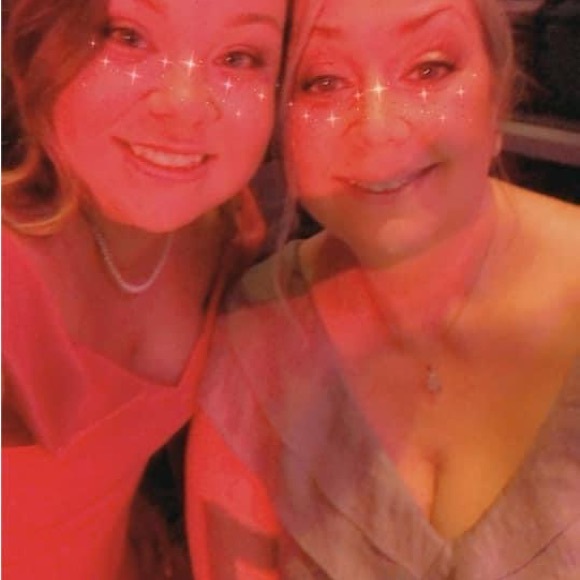 Meet your Posher, Laura - Picture 3 of 3